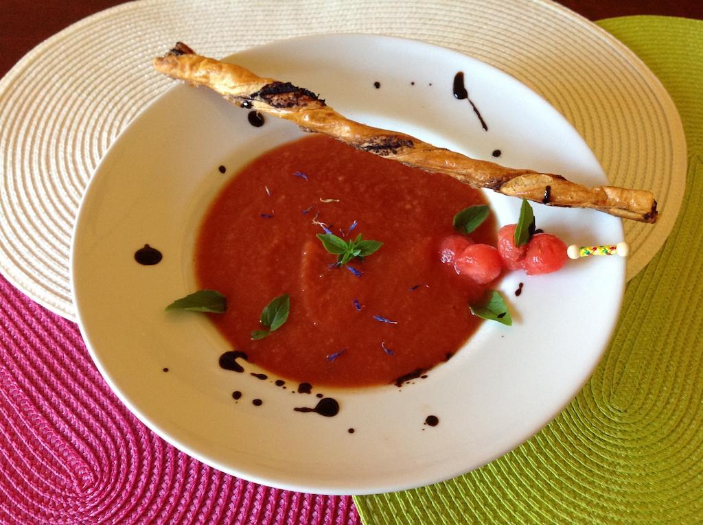 ניונס Hotel Restaurant Les Oliviers מראה חיצוני תמונה